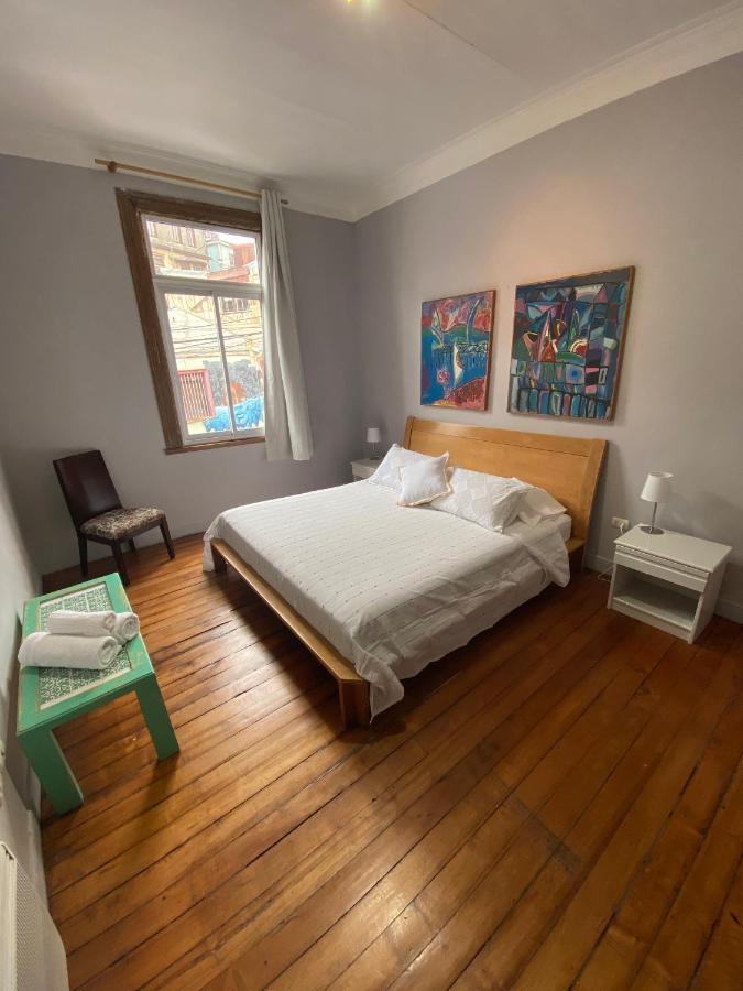 Casa Urriola B&B ヴァルパライソ 部屋 写真