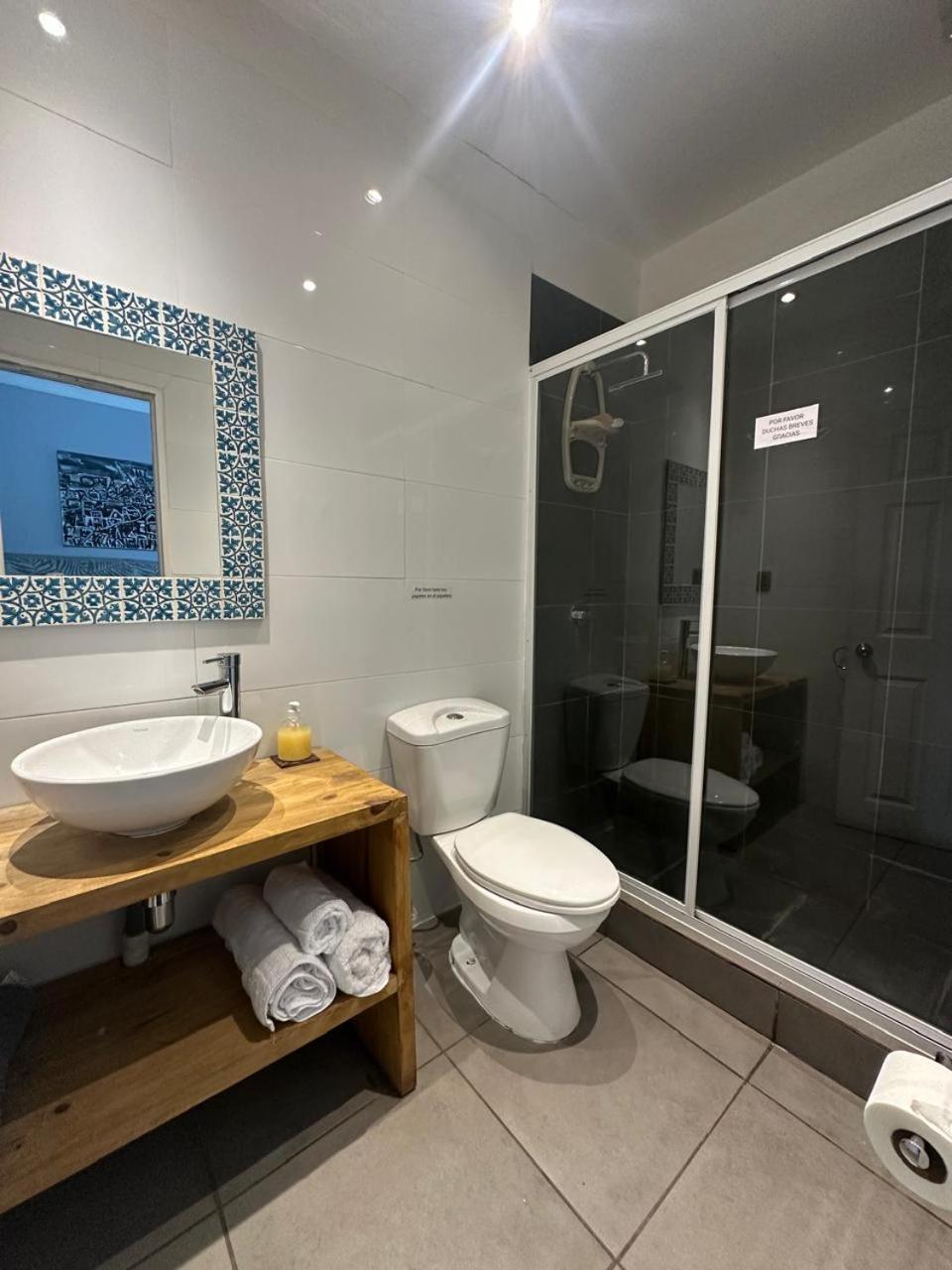 Casa Urriola B&B ヴァルパライソ エクステリア 写真
