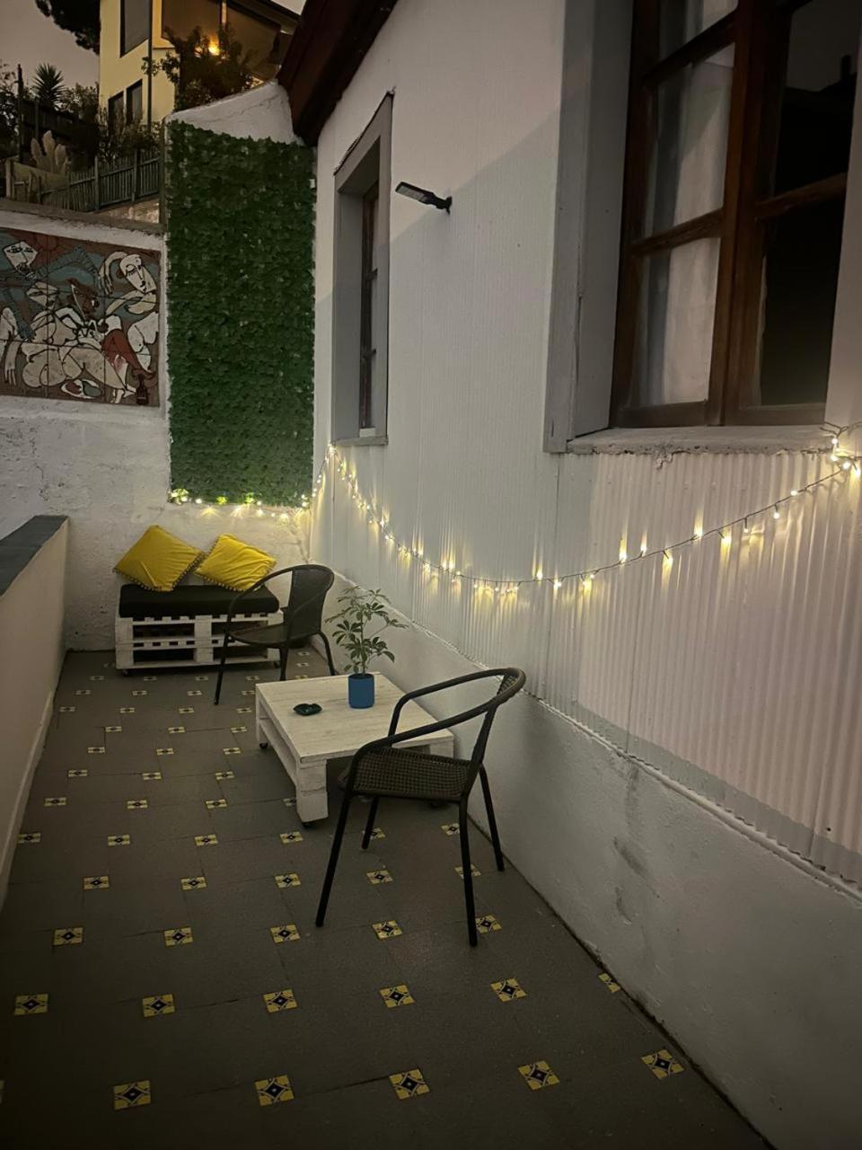 Casa Urriola B&B ヴァルパライソ エクステリア 写真